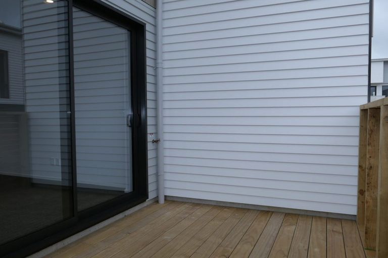 Photo of property in 2 Kamahi Place, Paraparaumu, 5032