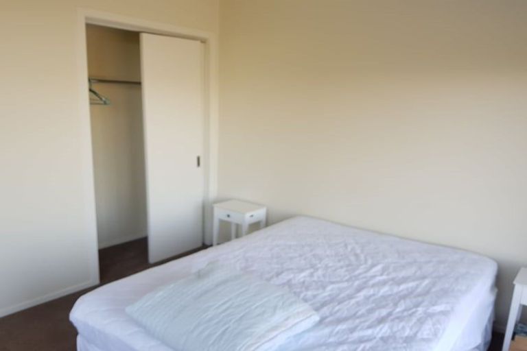 Photo of property in 57d Norwood Road, Bayswater, Auckland, 0622