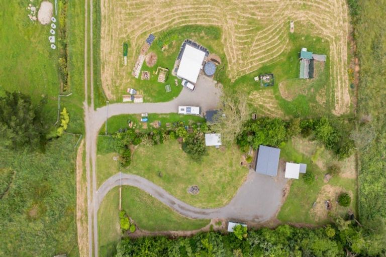 Photo of property in 8 Weka Street, Te Kiri, Opunake, 4682