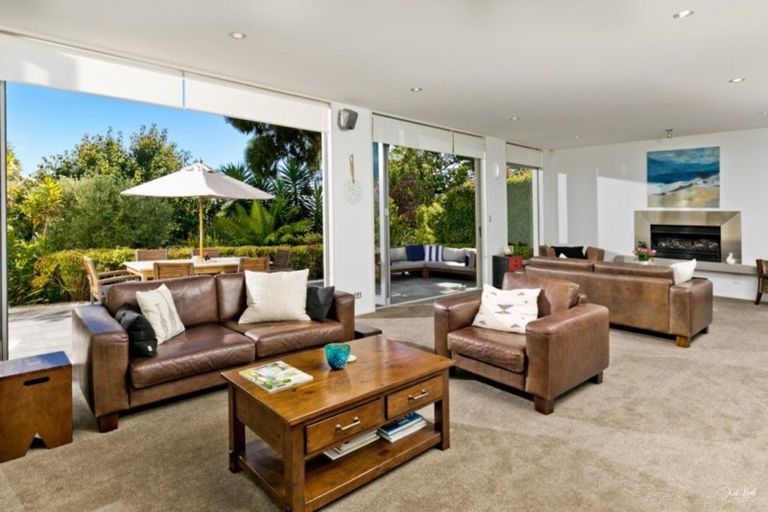 Photo of property in 54a Penzance Road, Mairangi Bay, Auckland, 0630