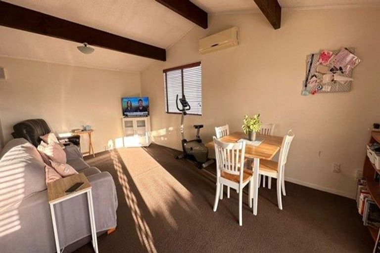 Photo of property in 4a Glenview Terrace, Glenview, Hamilton, 3206