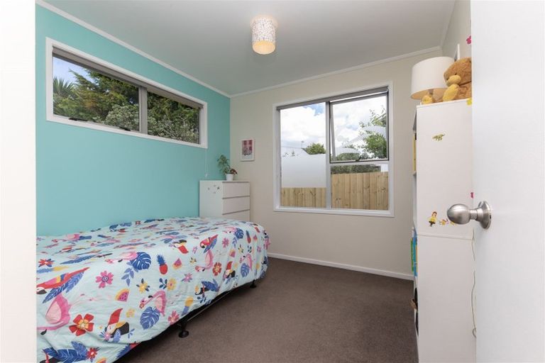 Photo of property in 36 Anich Road, Massey, Auckland, 0614