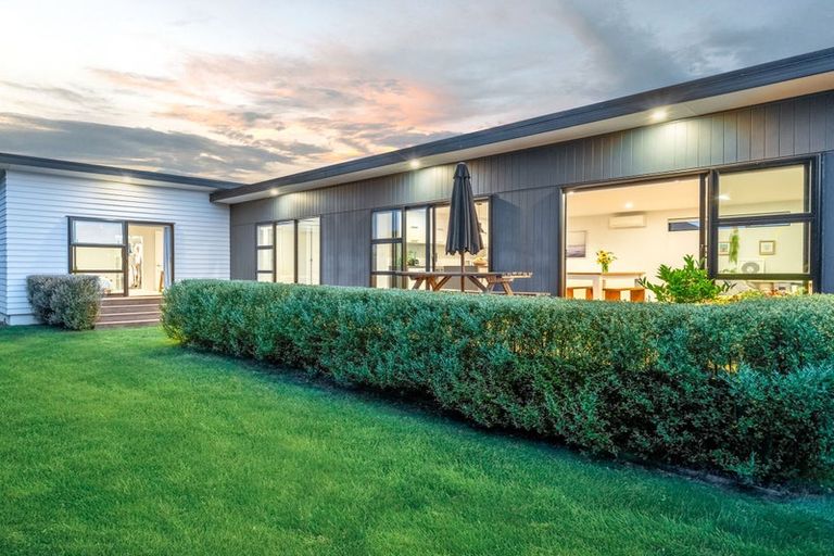 Photo of property in 7a Bideford Place, Dallington, Christchurch, 8061