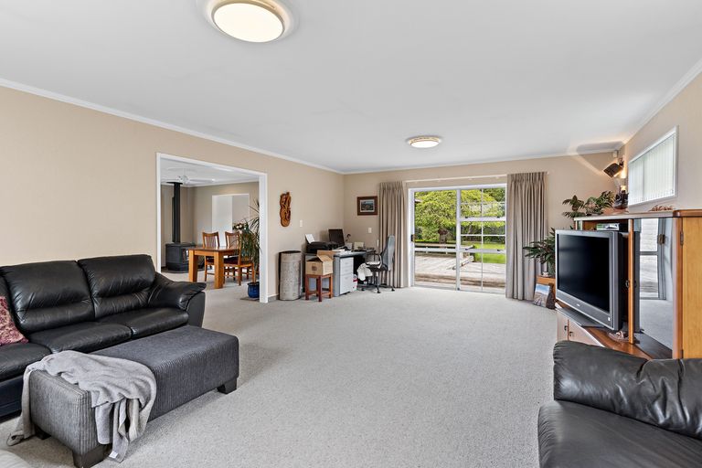 Photo of property in 71 Frederick Street, Carterton, 5713