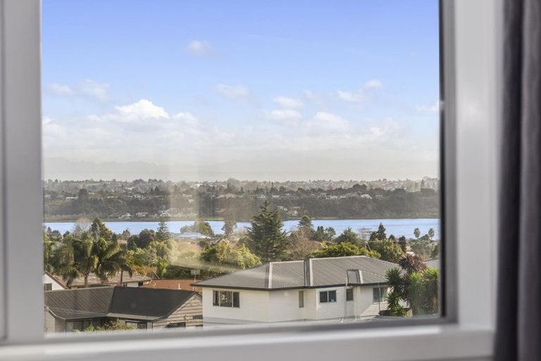 Photo of property in 10 Elena Place, Welcome Bay, Tauranga, 3112