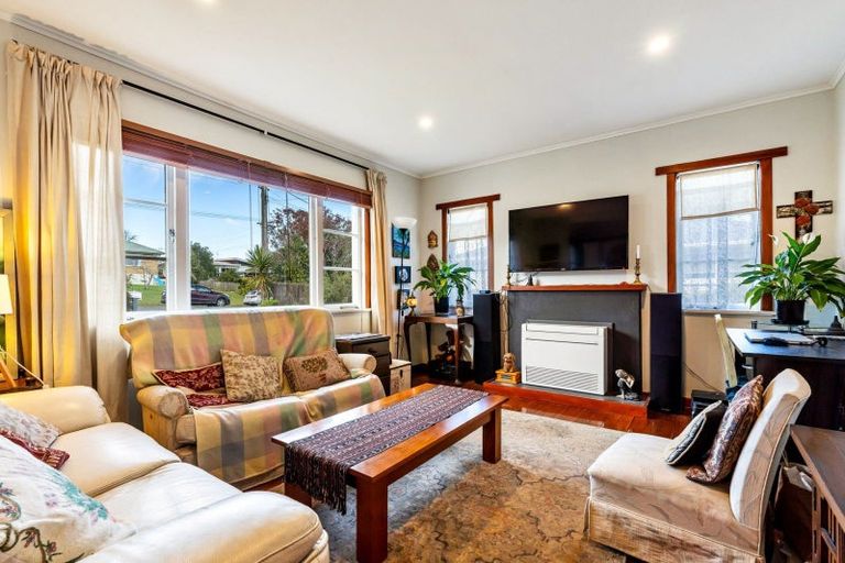 Photo of property in 9 Tainui Street, Onerahi, Whangarei, 0110