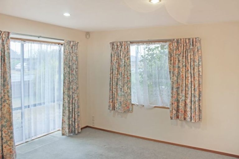 Photo of property in 66 Gilberthorpes Road, Hei Hei, Christchurch, 8042