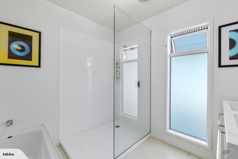 Photo of property in 14 Avro Road, Blue Mountains, Upper Hutt, 5371