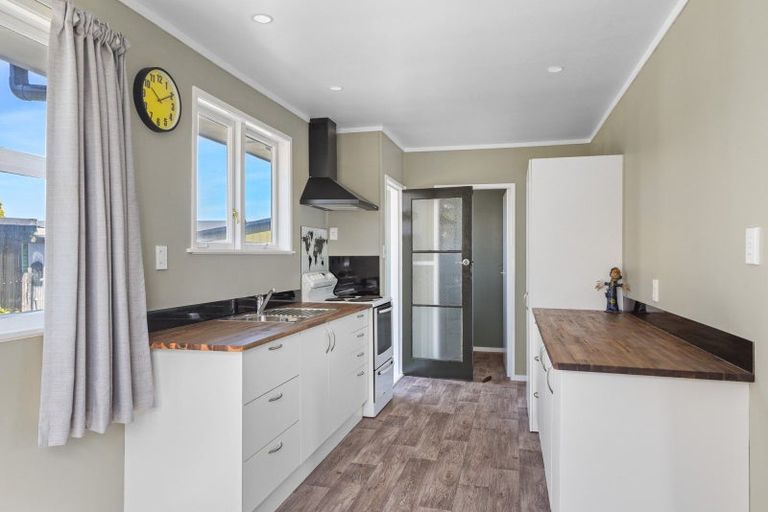 Photo of property in 25 Clouston Crescent, Fenton Park, Rotorua, 3010