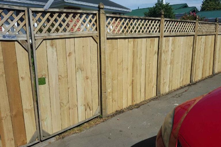 Photo of property in 42 Grimseys Road, Redwood, Christchurch, 8051