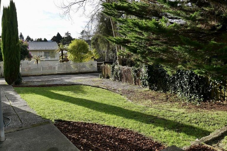 Photo of property in 470e Stokes Valley Road, Stokes Valley, Lower Hutt, 5019