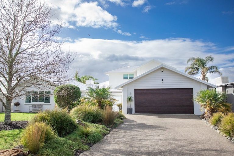 Photo of property in 30 Arawa Lane, Whitianga, 3510