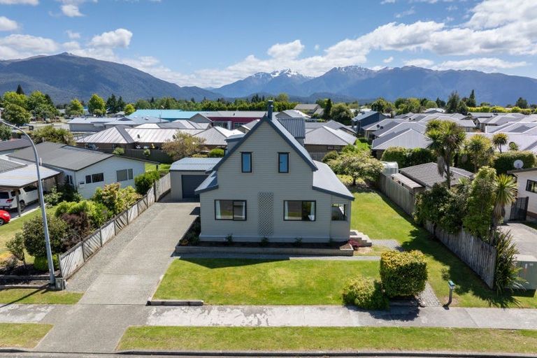 Photo of property in 7 Bowen Street, Te Anau, 9600