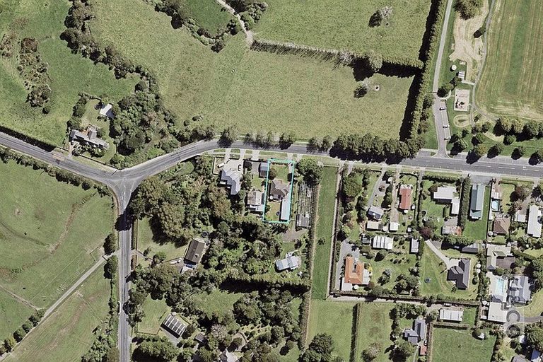 Photo of property in 7 Taupaki Road, Taupaki, Henderson, 0782