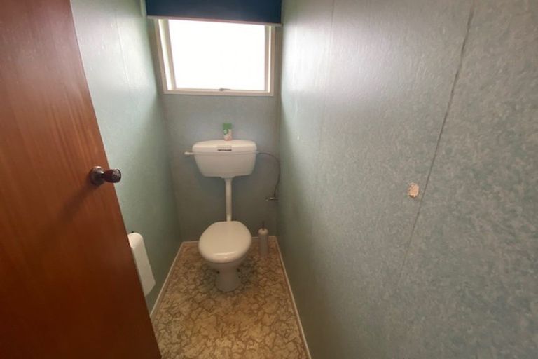 Photo of property in 20 Kimberley Grove, Westbrook, Palmerston North, 4412