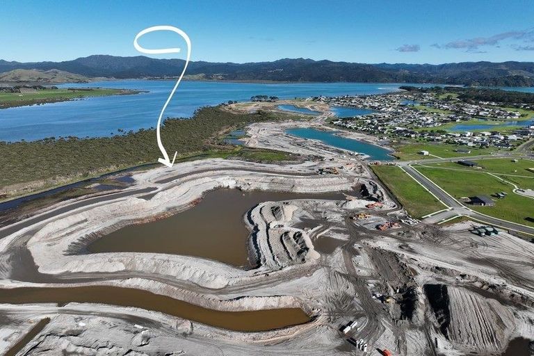 Photo of property in 169 Kopani Road, Matarangi, 3592