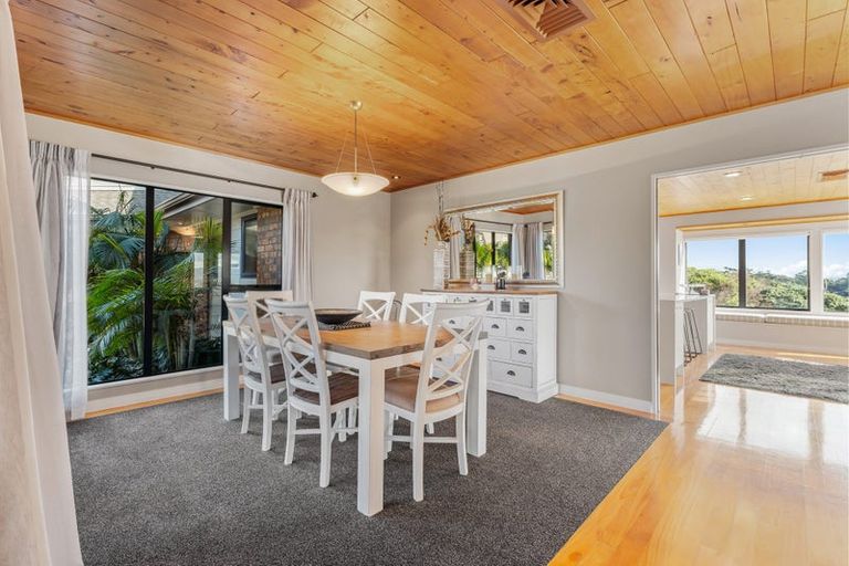 Photo of property in 9 Kotare Place, Sandspit, Warkworth, 0982