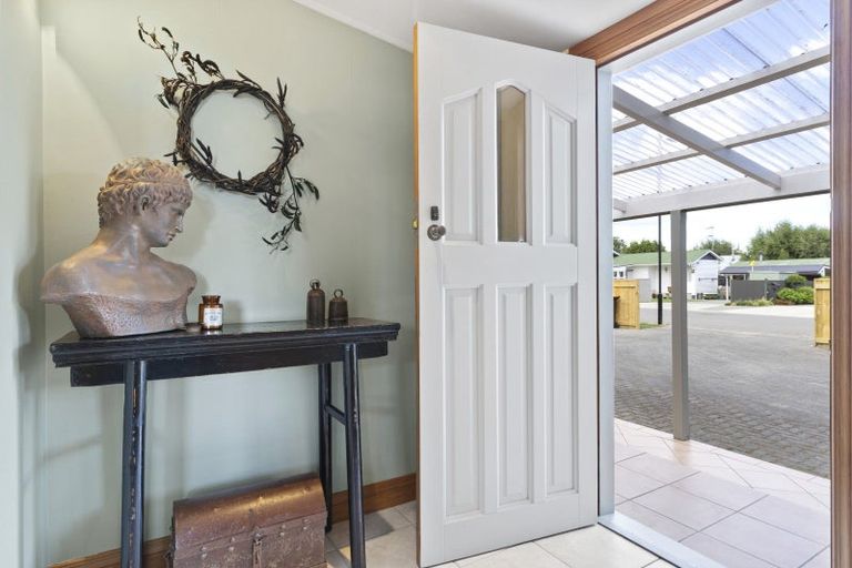 Photo of property in 2 Farley Avenue, Greytown, 5712