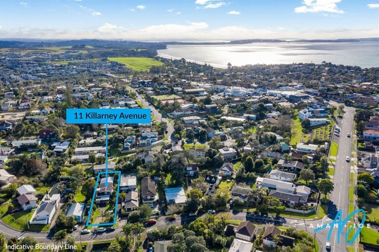 Photo of property in 11 Killarney Avenue, Torbay, Auckland, 0630