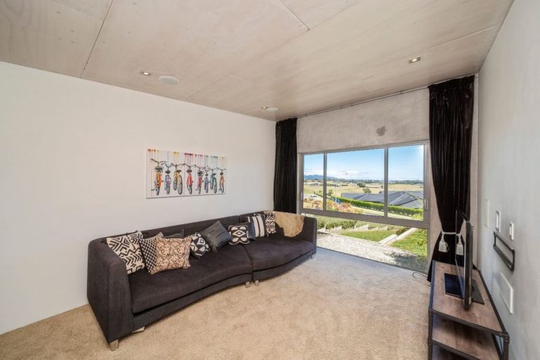 Photo of property in 5 Impact Avenue, Bell Block, New Plymouth, 4312