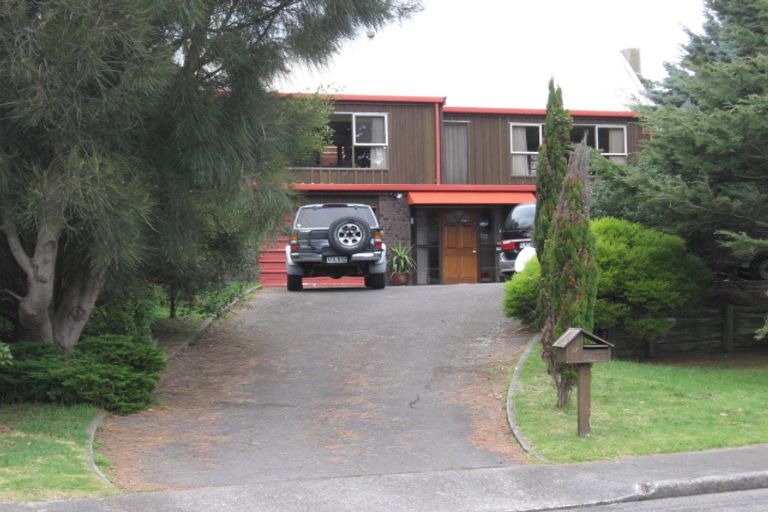 Photo of property in 17 Nola Avenue, Raumati Beach, Paraparaumu, 5032