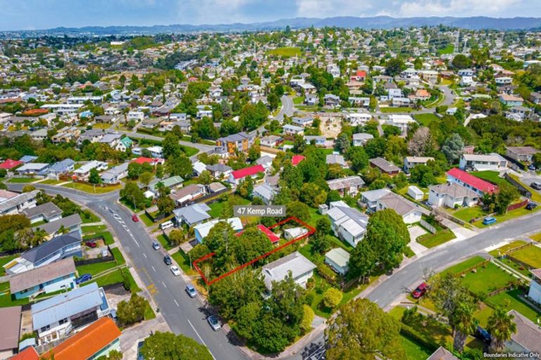 Photo of property in 47 Kemp Road, Massey, Auckland, 0614