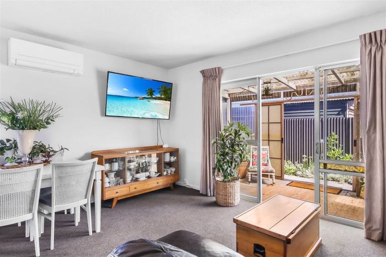 Photo of property in 3/18 Oakhampton Street, Hornby, Christchurch, 8042