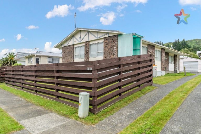 Photo of property in 315 Wellington Road, Wainuiomata, Lower Hutt, 5014