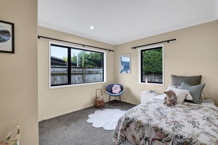 Photo of property in 40 Fernbrook Drive, Hurworth, New Plymouth, 4310