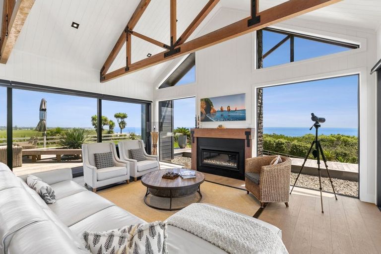 Photo of property in 13 Washer Road, Omata, New Plymouth, 4374