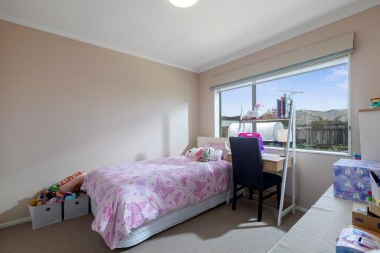 Photo of property in 8 Adelphi Place, Albany, Auckland, 0632