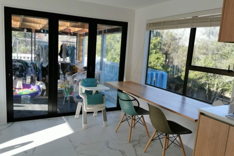 Photo of property in 133 Oreil Avenue, West Harbour, Auckland, 0618