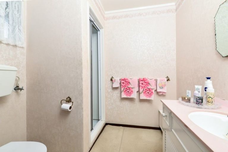 Photo of property in 11 Glen Lynne Avenue, Queenwood, Hamilton, 3210