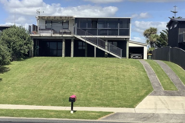 Photo of property in 396 Pukehina Parade, Pukehina, Te Puke, 3189