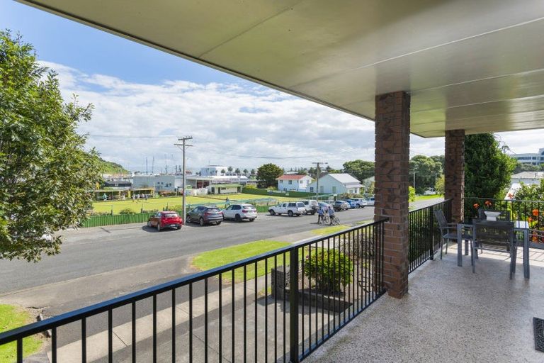 Photo of property in 16 Rawiri Street, Kaiti, Gisborne, 4010