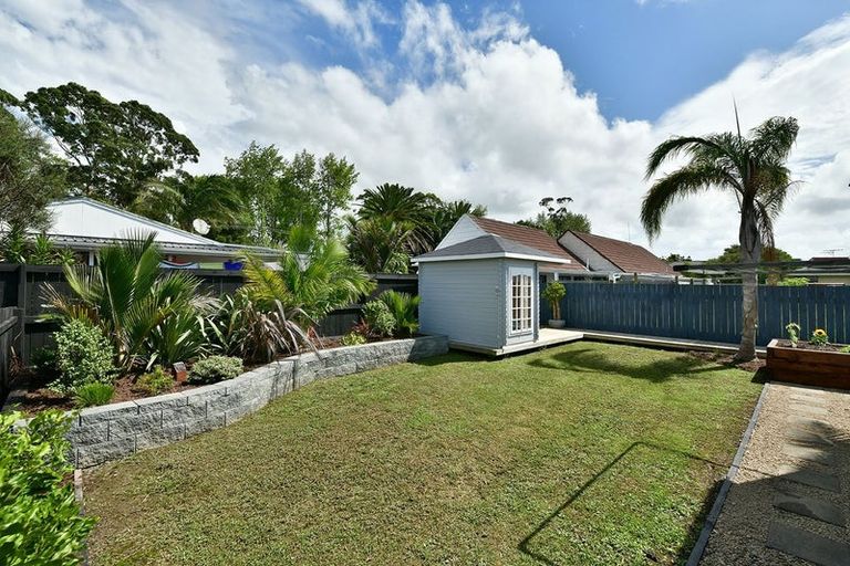 Photo of property in 33b Springs Road, Parakai, 0830
