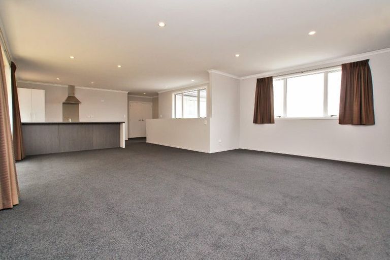 Photo of property in 5 Ashbourne Lane, Dinsdale, Hamilton, 3204