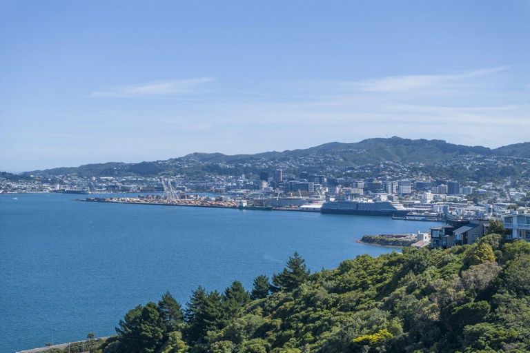 Photo of property in 14 Shalimar Crescent, Khandallah, Wellington, 6035