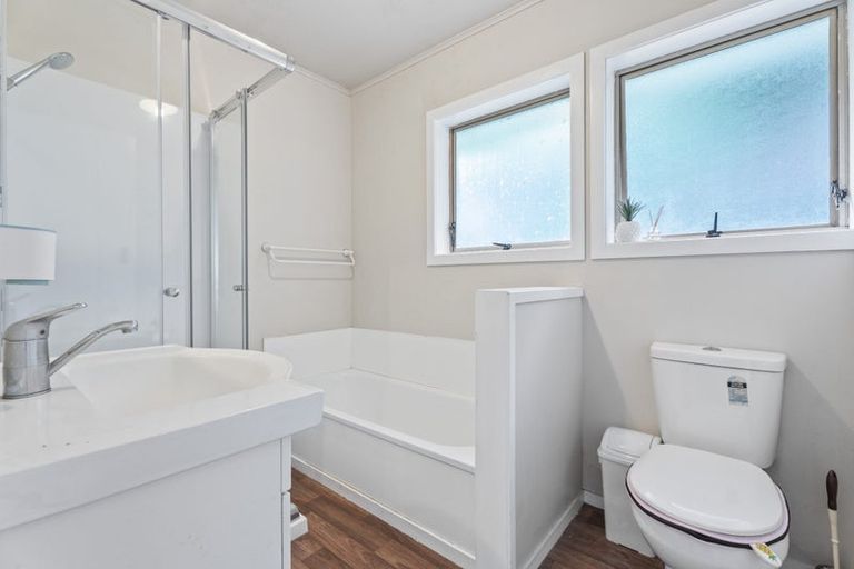 Photo of property in 3 Glamis Avenue, Dinsdale, Hamilton, 3204