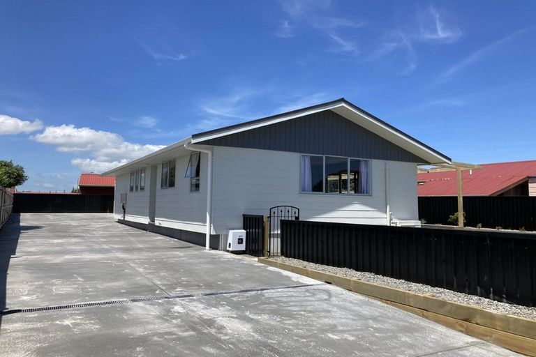 Photo of property in 61 Hume Street, Waitara, 4320