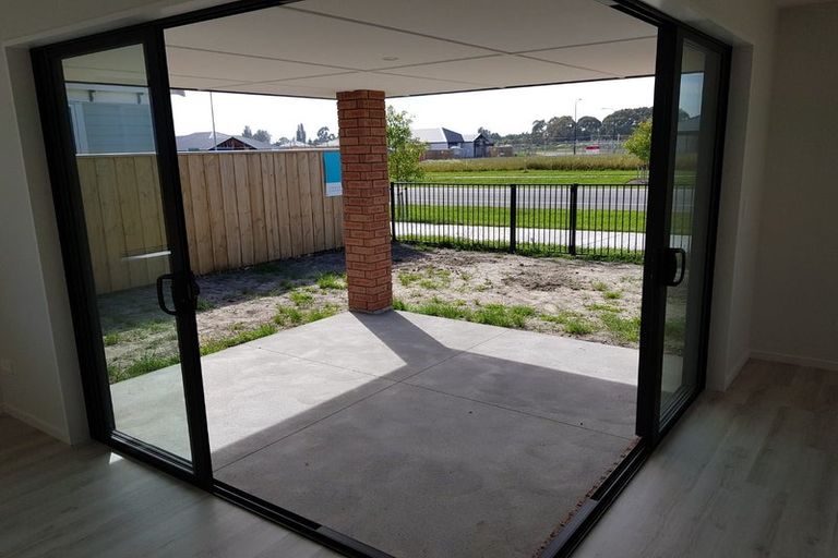 Photo of property in 5 Quinn Crescent, Woodend, 7610