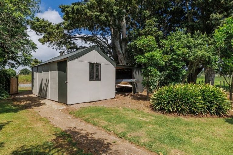 Photo of property in 276 Waikaramu Road, Waimate North, Kerikeri, 0472