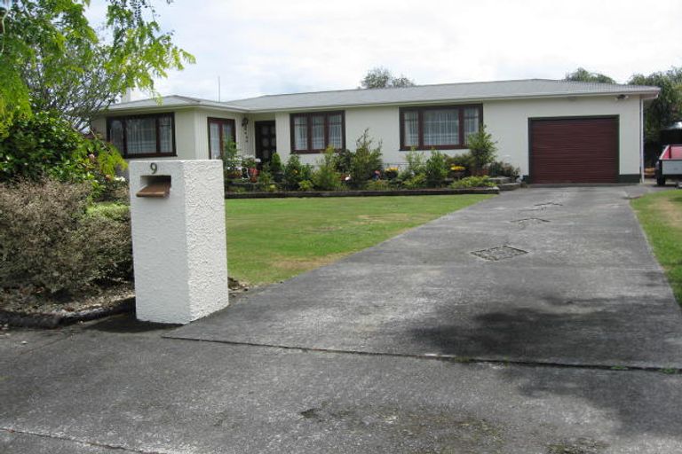 Photo of property in 9 Blenheim Place, Feilding, 4702