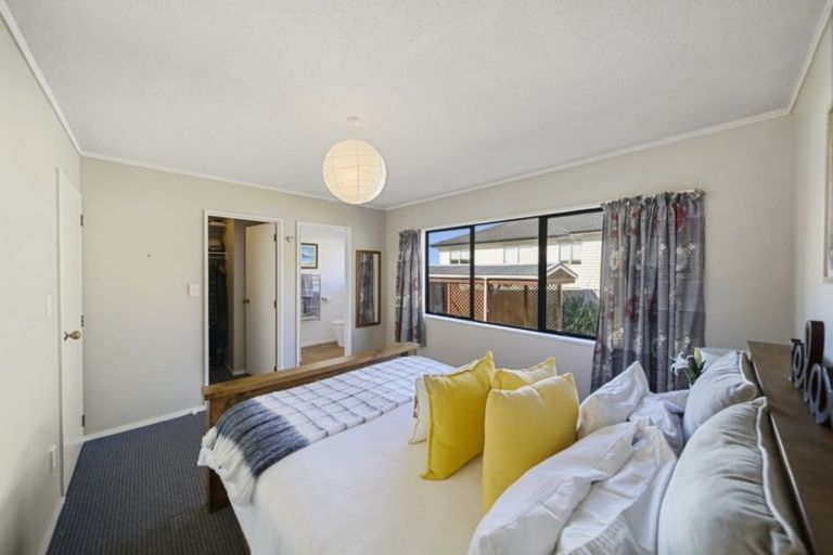 Photo of property in 1/32 Greenhill Crescent, Pakuranga, Auckland, 2010