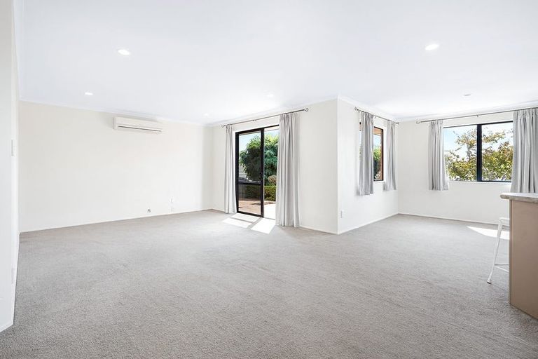 Photo of property in 18 Everton Place, Grandview Heights, Hamilton, 3200