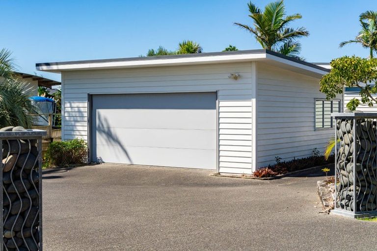 Photo of property in 8 Grove Road, Mangawhai Heads, Mangawhai, 0505