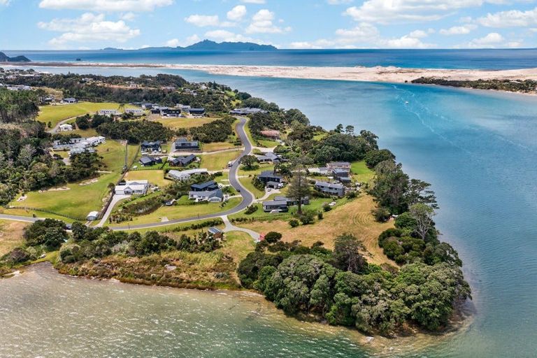 Photo of property in 138 Estuary Drive, Mangawhai Heads, Mangawhai, 0505