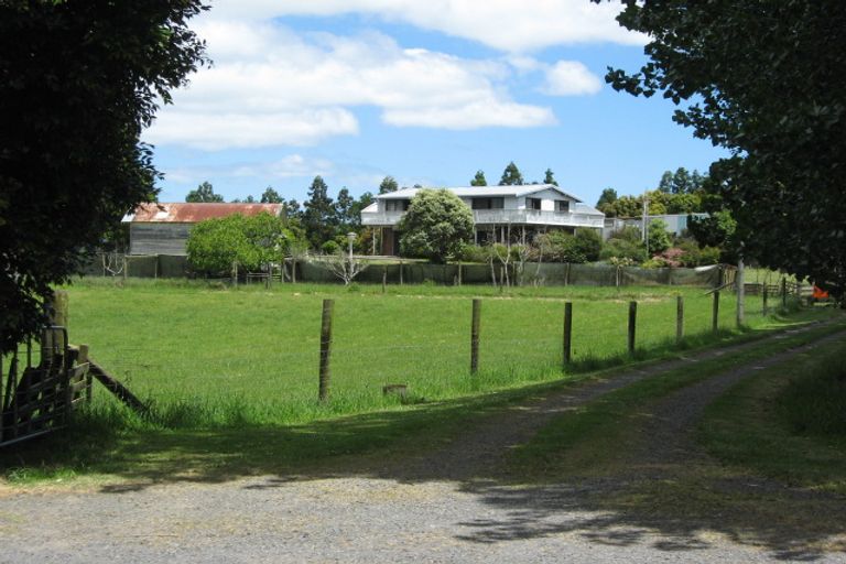 Photo of property in 225 Fitzgerald Road, Drury, 2577