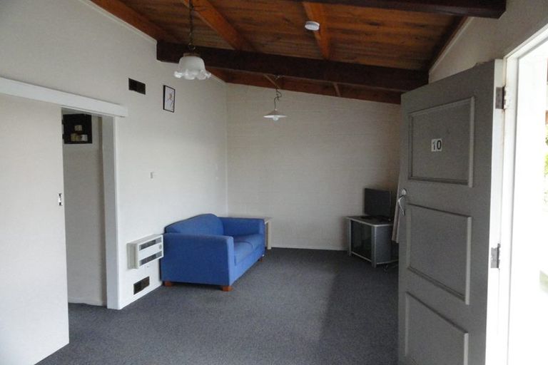 Photo of property in 1-27/21 Te Aroha Street, Hamilton East, Hamilton, 3216