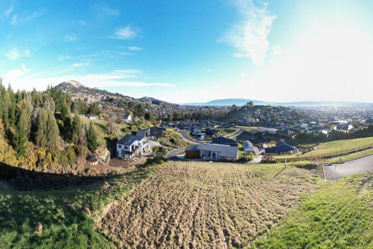 Photo of property in 8 Carnea Heights, Mosgiel, 9024
